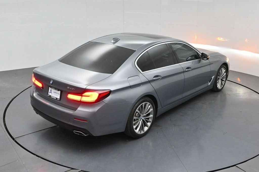 Used 2023 BMW 540i w/ Convenience Package RWD image 47