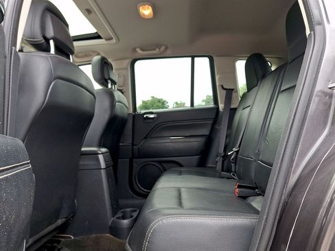 Used 2016 Jeep Compass High Altitude FWD image 19