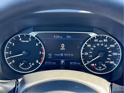 Used 2025 Nissan Altima 2.5 SV FWD image 17