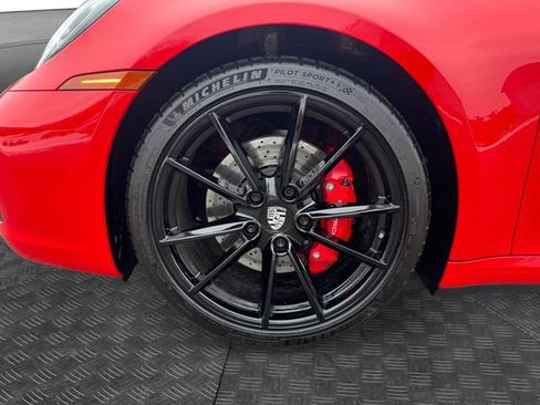 Used 2020 Porsche 911 Carrera S w/ Premium Package RWD image 15