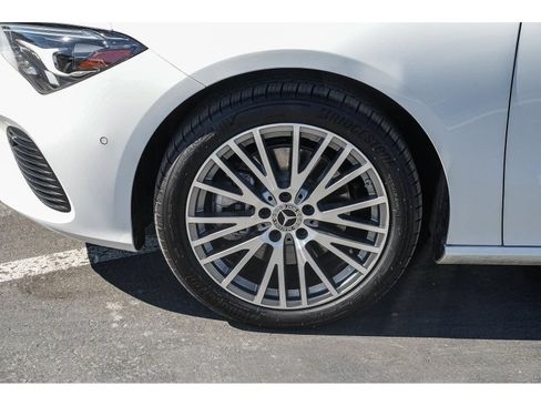 Certified 2026 Mercedes-Benz CLA 250 image 9