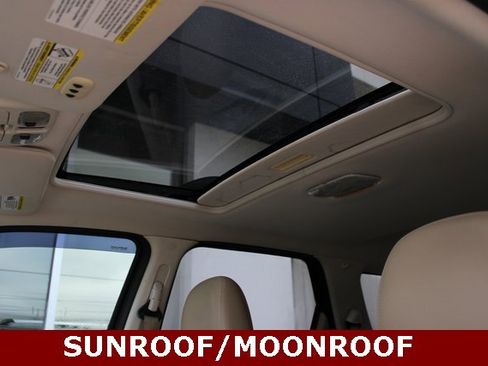 Used 2010 Ford Escape Limited image 15