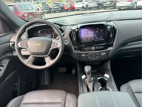 Certified 2023 Chevrolet Traverse LT w/ LT Premium Package AWD/4WD image 27