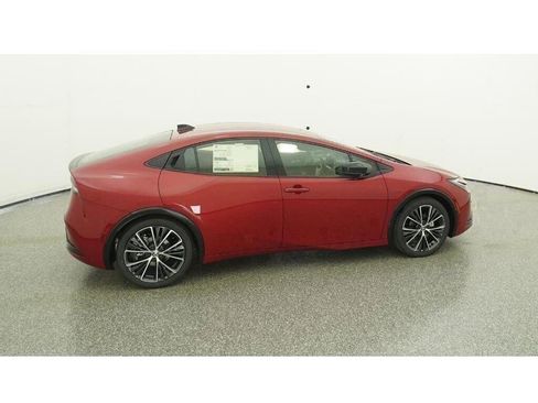 New 2026 Toyota Prius XLE image 10