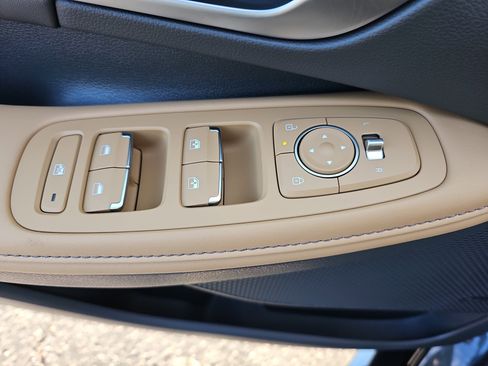 Used 2025 Hyundai Sonata Limited image 29