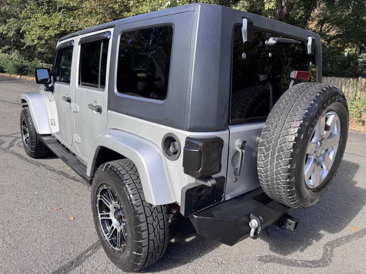 Used 2007 Jeep Wrangler Unlimited Sahara w/ Trailer Tow Group AWD/4WD image 5