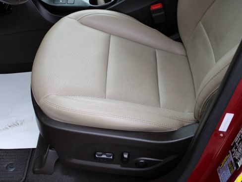 Used 2018 Hyundai Santa Fe Sport image 8