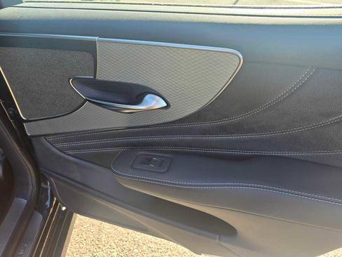 Used 2025 Lexus LS 500 F Sport w/ Dynamic Handling Package image 6