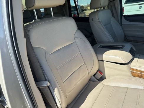 Used 2015 GMC Yukon Denali w/ Premium Package AWD/4WD image 15