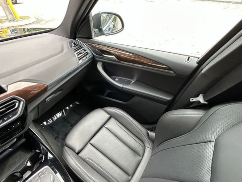 Used 2024 BMW X3 sDrive30i image 11