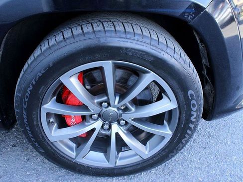 Used 2014 Jeep Grand Cherokee SRT image 23