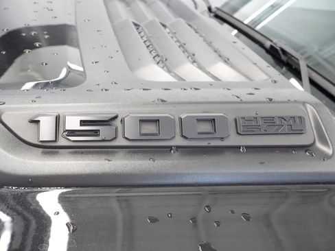 Certified 2020 RAM 1500 Limited w/ Black Appearance Package AWD/4WD image 10