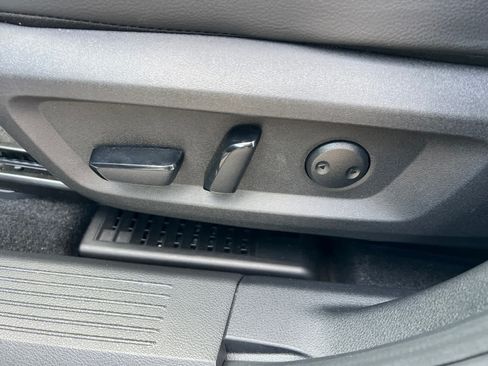 Certified 2024 Nissan Rogue SL AWD/4WD image 18