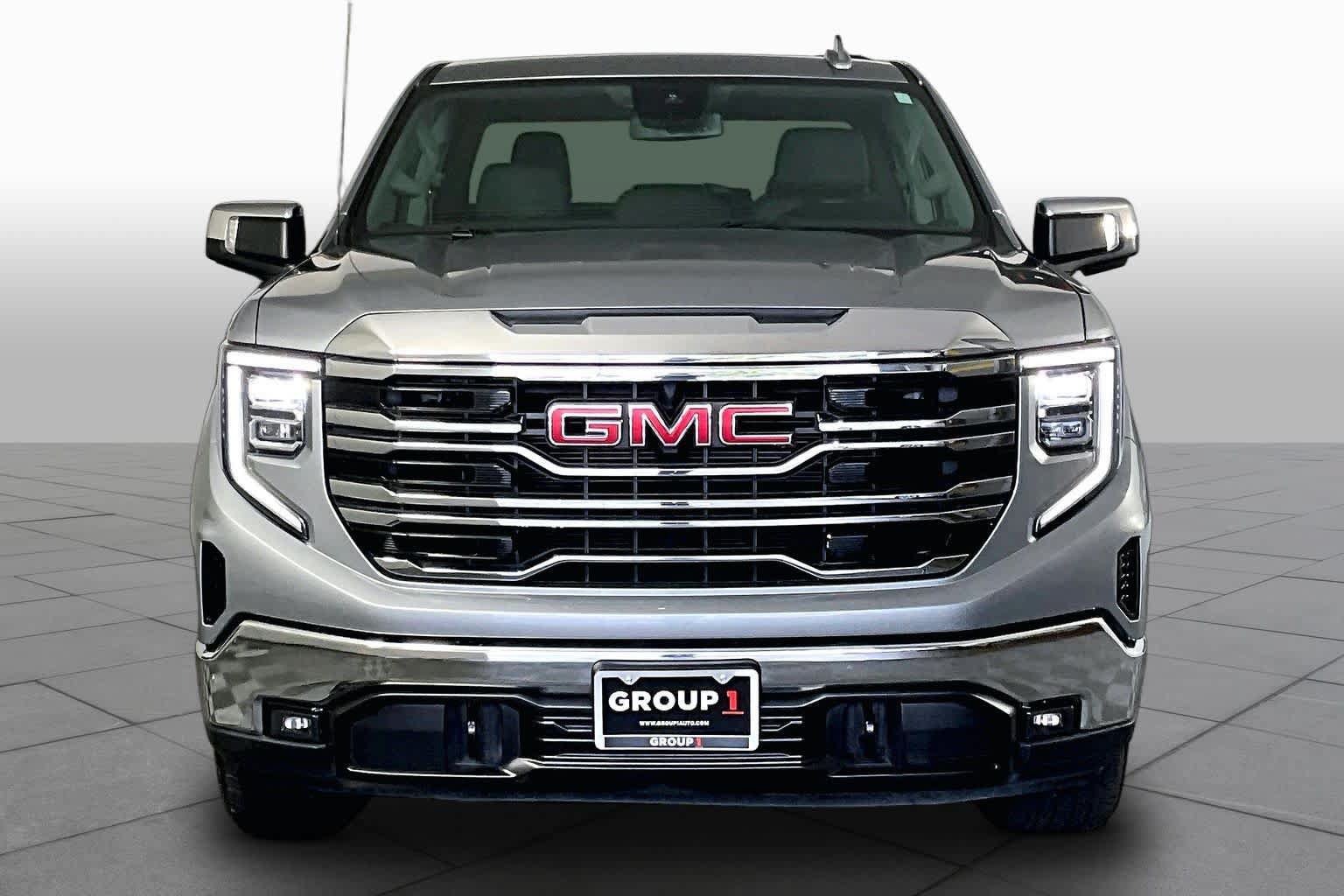 Certified 2026 GMC Sierra 1500 SLT AWD/4WD image 4
