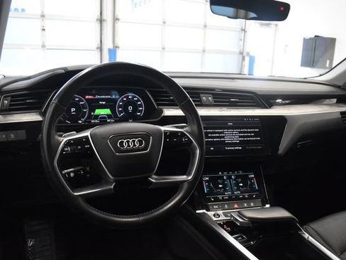 Used 2021 Audi e-tron Premium w/ Convenience Plus Package AWD/4WD image 22