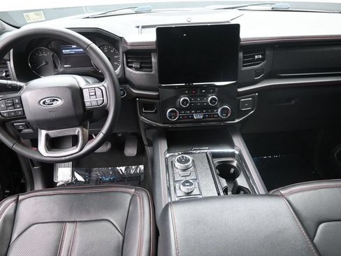 Used 2024 Ford Expedition Max Limited AWD/4WD image 16