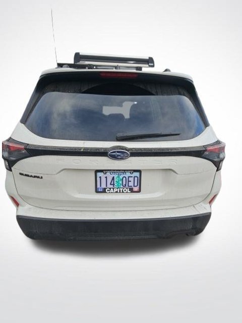 Used 2025 Subaru Forester Premium AWD/4WD image 9