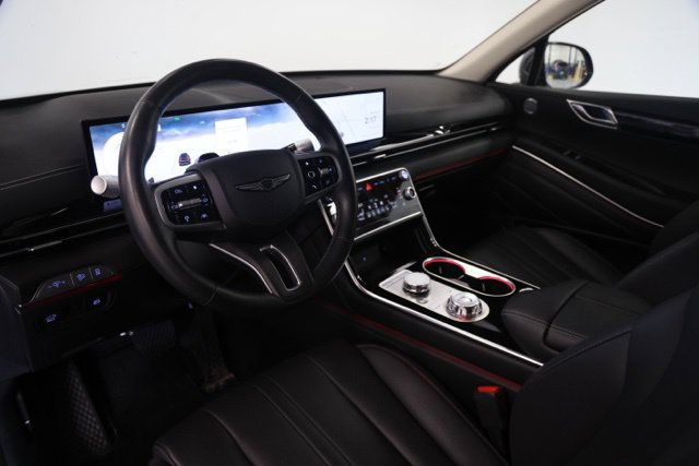Used 2025 Genesis GV80 2.5T AWD/4WD image 18