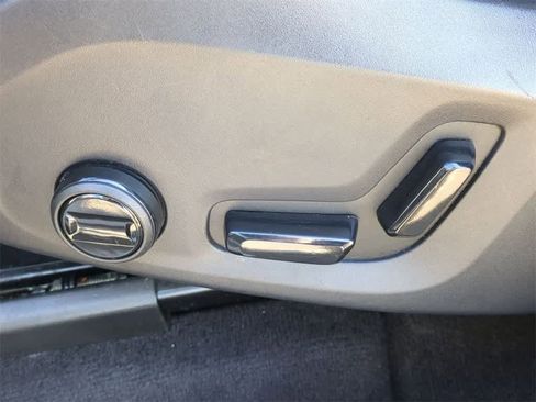 Used 2024 Volvo XC60 B5 Plus w/ Protection Package Premier image 16