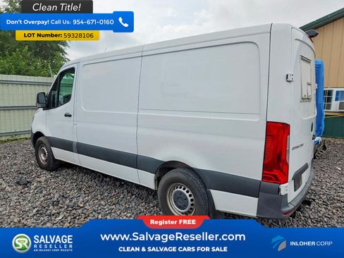 Used 2019 Mercedes-Benz Sprinter 144 image 3
