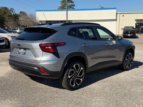 New 2026 Chevrolet Trax RS image 7