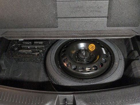 Certified 2022 Buick Encore GX Essence w/ Experience Buick Package image 23