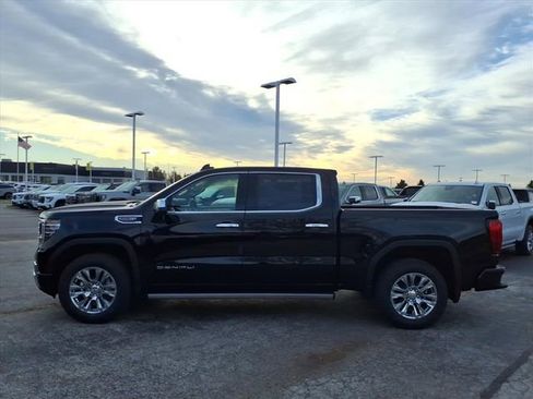 New 2026 GMC Sierra 1500 Denali w/ Technology Package image 10