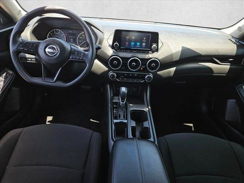 Certified 2025 Nissan Sentra S FWD image 17