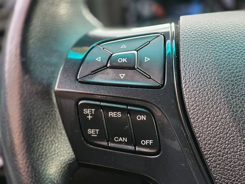 Used 2016 Ford Explorer XLT w/ Equipment Group 202A image 33