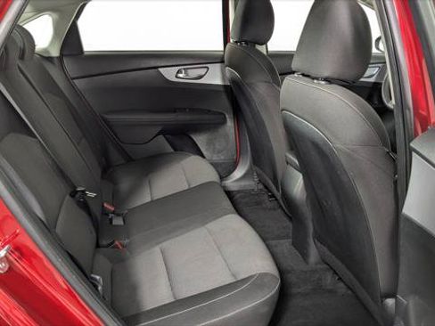 Used 2024 Kia Forte LXS FWD image 17