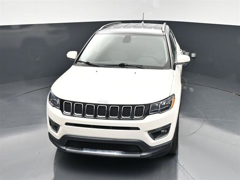 Used 2020 Jeep Compass Limited AWD/4WD image 21