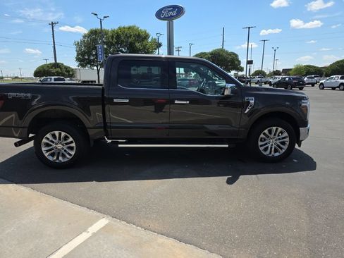 Used 2024 Ford F150 Lariat w/ FX4 Off-Road Package AWD/4WD image 7