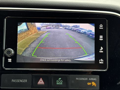 Used 2018 Mitsubishi Outlander SE image 22