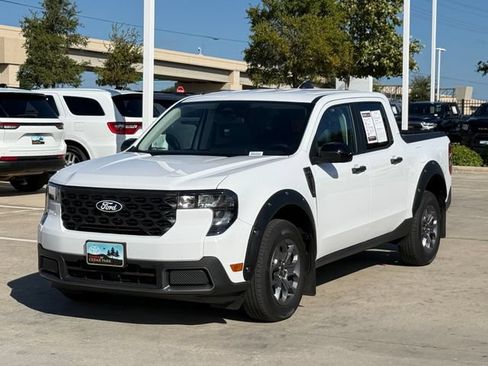 Used 2025 Ford Maverick XLT w/ XLT Luxury Package FWD image 11