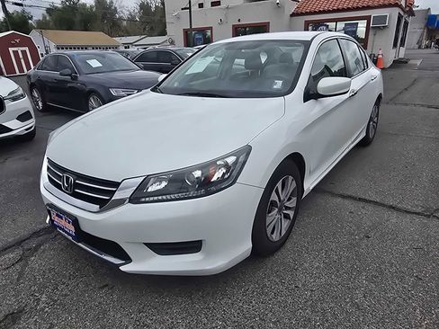 Used 2015 Honda Accord LX image 19