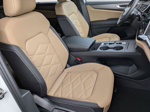 New 2026 Volkswagen Atlas Cross Sport SE AWD/4WD image 32