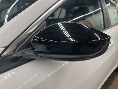 New 2026 Nissan Sentra SV w/ SV Convenience Package FWD image 9