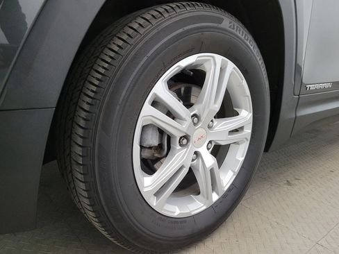 Used 2020 GMC Terrain SLE w/ Driver Convenience Package AWD/4WD image 31