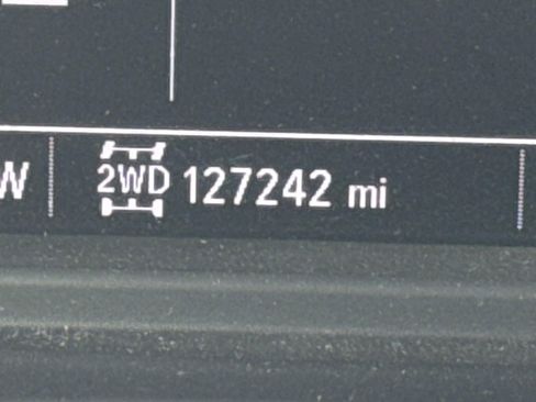 Used 2022 Chevrolet Silverado 1500 Custom AWD/4WD image 33