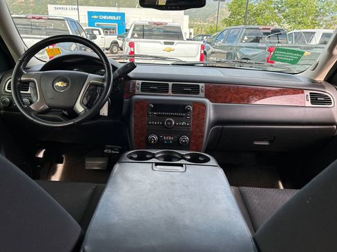 Used 2014 Chevrolet Suburban LS AWD/4WD image 6