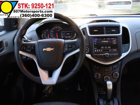 Used 2020 Chevrolet Sonic LT FWD image 18