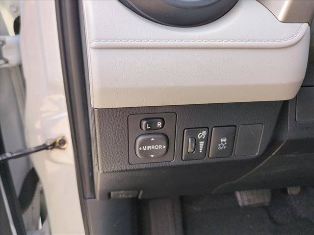 Used 2014 Toyota RAV4 LE FWD image 13