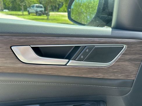 New 2026 Volkswagen Atlas SEL image 12