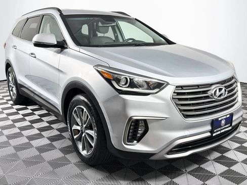 Used 2017 Hyundai Santa Fe Limited w/ Cargo Package AWD/4WD image 29