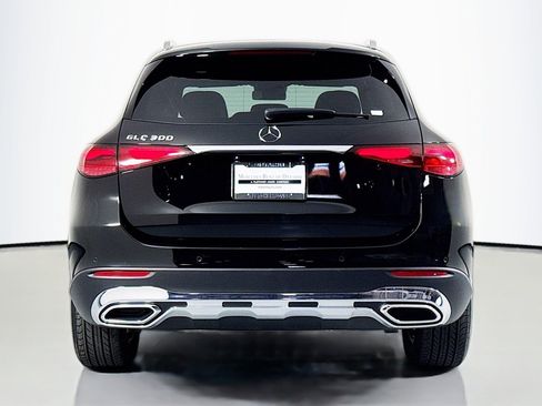 Certified 2025 Mercedes-Benz GLC 300 image 4