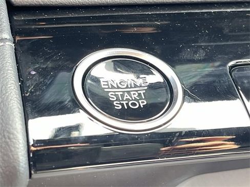 New 2025 Lincoln Navigator L Reserve w/ Jet Appearance Package image 32