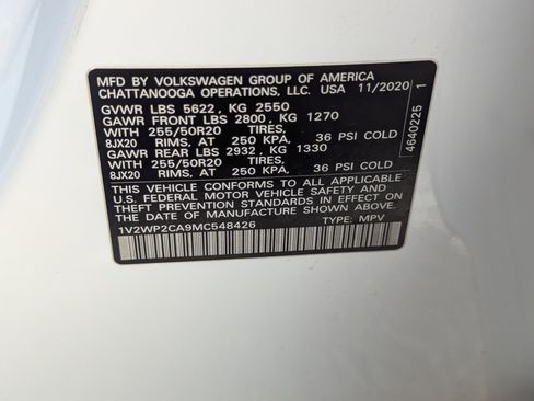 Used 2021 Volkswagen Atlas SE image 32