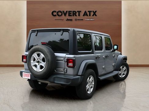 Used 2019 Jeep Wrangler Unlimited Sport S AWD/4WD image 5