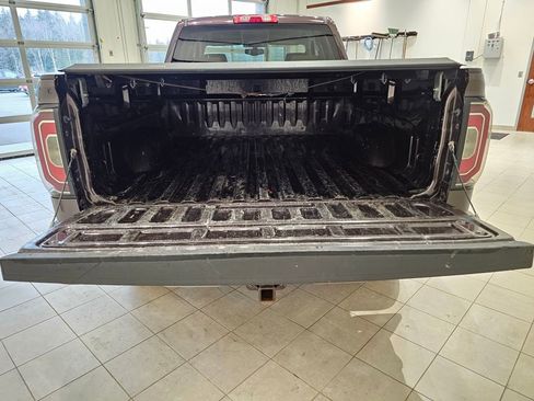 Used 2016 GMC Sierra 1500 SLT w/ SLT Premium Package image 4