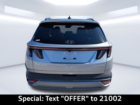 Used 2025 Hyundai Tucson SEL image 3